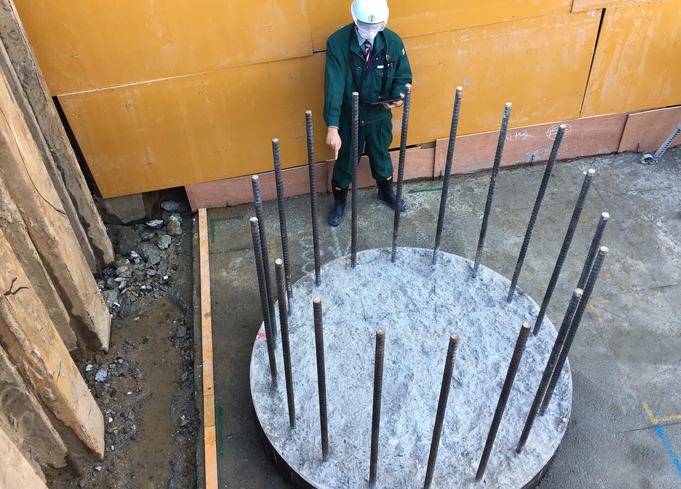 建築工事現場2