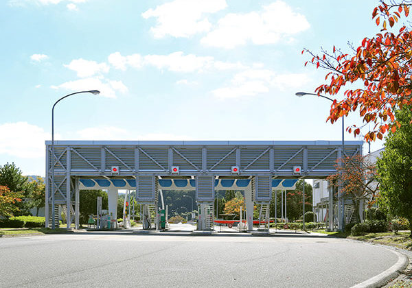 千代田IC車線横断用安全通路