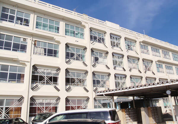 戸坂中学校校舎１号棟耐震改修